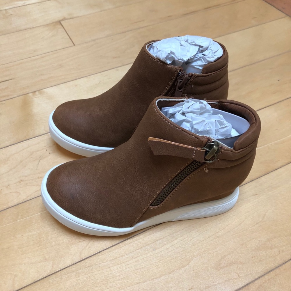 Sneaker wedge